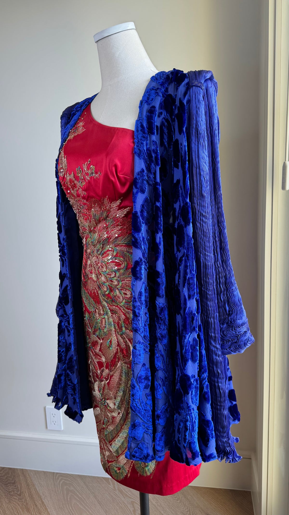 1980's Patricia Lester Silk Plissé & Devoré Velvet Jacket in Royal Blue